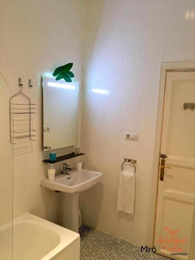 The Art Boutique Colon Apartment บาเลนเซีย ภายนอก รูปภาพ